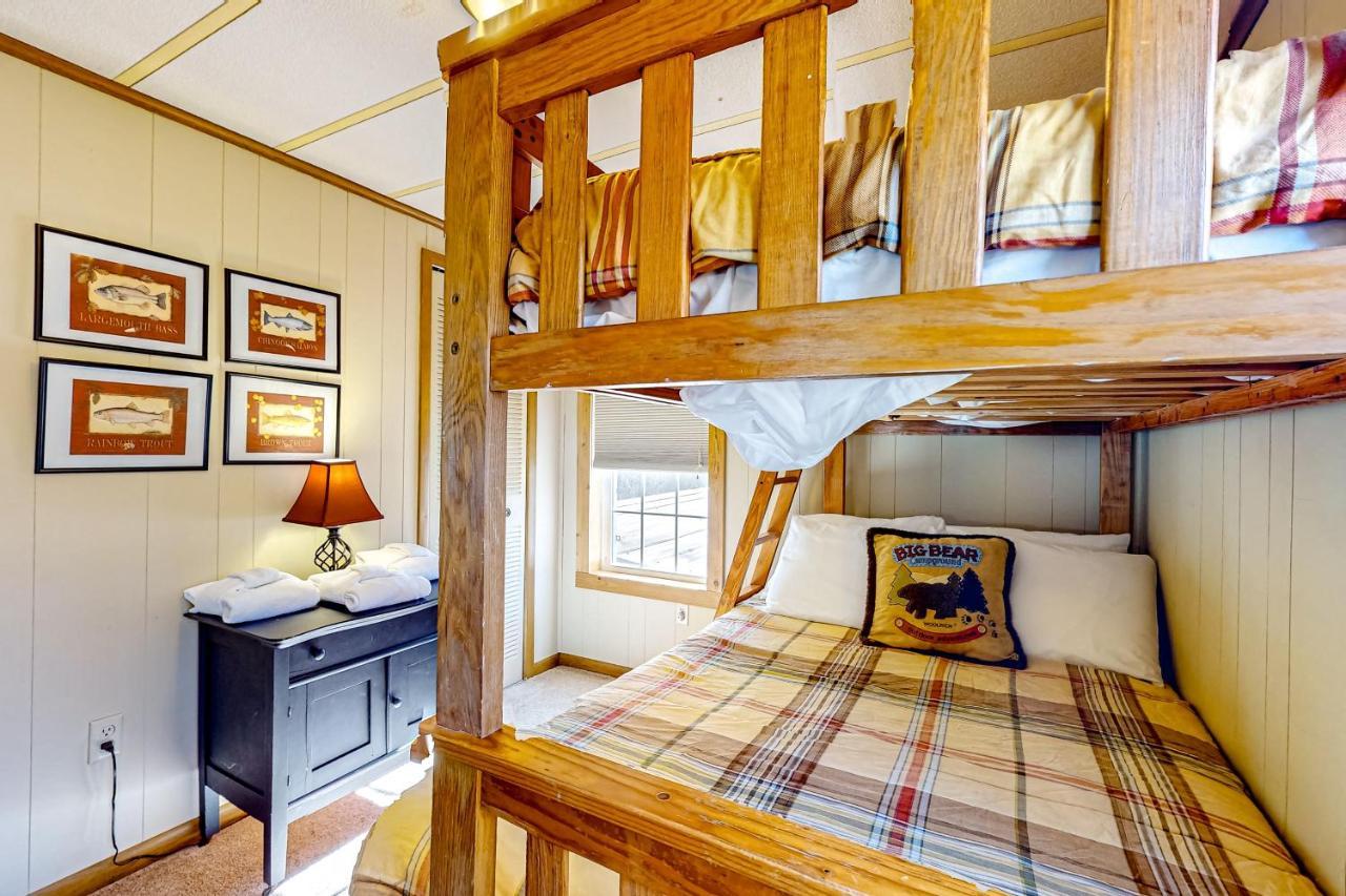 Pine Woods Cabin McHenry Exterior foto